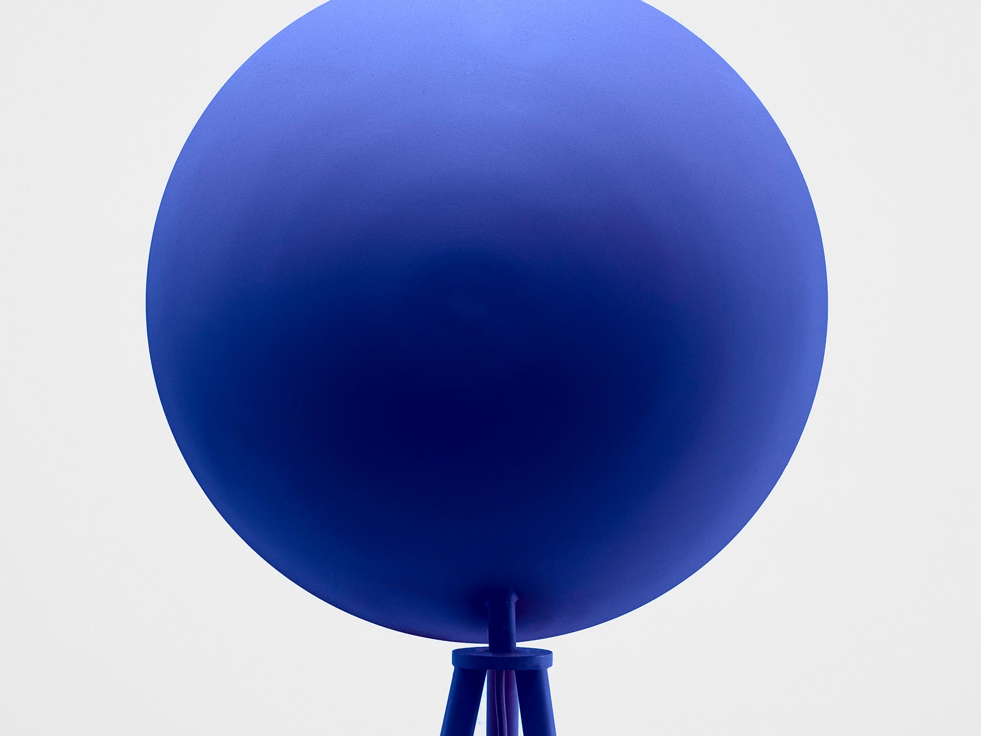 Blauwe diffusor vloerlamp